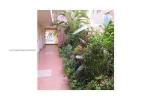 525 Meridian Ave APT 305, Miami Beach, FL 33139, - MLS#A11712552