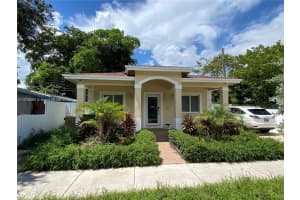 4335 SW 55th Ave, Davie, FL 33314, Sold 03/04/25