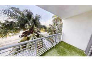 1605 Bay Rd, Miami Beach, FL 33139, Sold 05/05/25