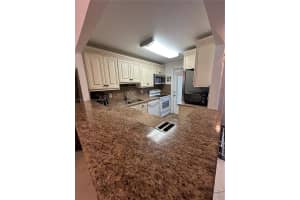 400 SE 10th St, Deerfield Beach, FL 33441, Sold 01/24/25