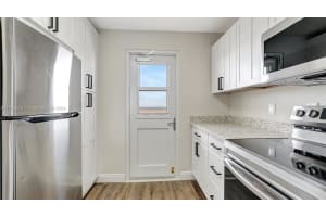 2200 NE 33rd Ave, Fort Lauderdale, FL 33305, Sold 02/10/25