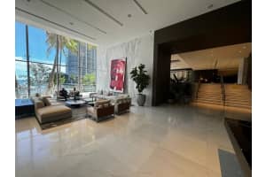 300 Biscayne Boulevard Way 1806, Miami