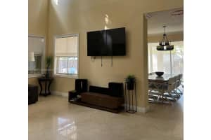 11179 NW 80th Ln, Miami, FL 33178, Sold 04/23/25