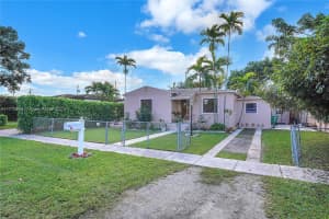 6750 SW 29th St, Miami, FL 33155, Sold 02/25/25