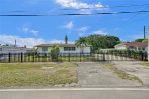 4110 NW 191st St, Miami Gardens, FL 33055, Sold 03/05/25
