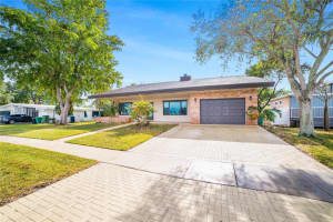 614 Ne 3rd St, Dania Beach