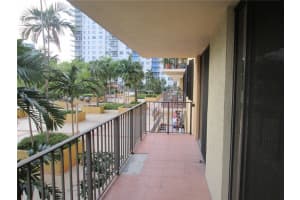 290 174th St 404, Sunny Isles Beach