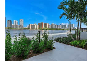 4014 Ne 167 St North Miami Beach, FL 33160 - MLS#A11712805