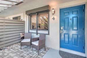 459 Lakeview Dr, Weston, FL 33326, Sold 02/26/25