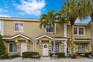 336 SW 120th Ave, Pembroke Pines, FL 33025, Sold 02/14/25