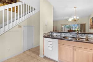 336 SW 120th Ave, Pembroke Pines, FL 33025, Sold 02/14/25