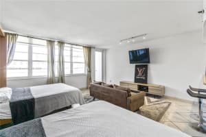 100 Lincoln Rd, Miami Beach, FL 33139, Sold 03/07/25