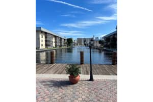 3600 Ne 170th St 211, North Miami Beach