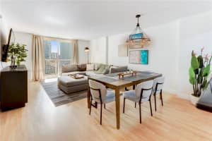 1200 Brickell Bay Dr, Miami, FL 33131, Sold 02/21/25