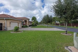 1528 NW 21st St, Homestead, FL 33030 - MLS#A11713174