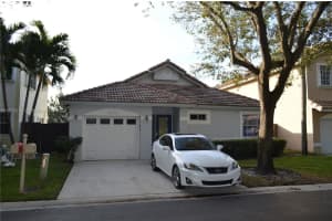 9972 Nw 5th Ct, Plantation