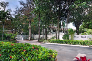 3092 S Oakland Forest Dr, Oakland Park, FL 33309, Sold 06/12/25