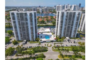 ELDORADO TOWERS, 3625 N Country Club Dr APT 2010, Aventura, FL 33180, - MLS#A11713211
