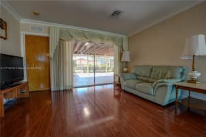 4000 W Park Rd, Hollywood, FL 33021, Sold 03/13/25