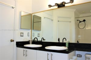 29 Fleming Ct, Weston, FL 33326, Sold 03/14/25