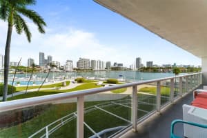 King Cole Condominium, 900 Bay Dr, Miami Beach, FL 33141, Sold 02/28/25