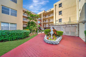 2801 Somerset Dr, Lauderdale Lakes, FL 33311, Sold 04/24/25