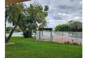 9375 Fontainebleau Blvd, Miami, FL 33172, Sold 02/25/25
