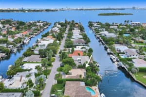 1850 NE 118th Rd, North Miami, FL 33181, - MLS#A11713371
