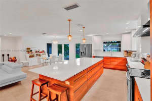1850 NE 118th Rd, North Miami, FL 33181, - MLS#A11713371