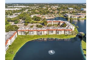 2900 Sunrise Lakes Dr W APT 104, Sunrise, FL 33322, Sold 05/20/25
