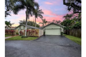 55 Ash Dr, Hollywood, FL 33026, Sold 01/28/25