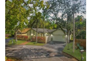 55 Ash Dr, Hollywood, FL 33026, Sold 01/28/25