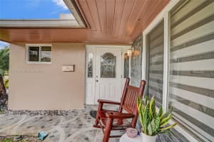 19610 NE 1st Pl, Miami, FL 33179, Sold 03/14/25