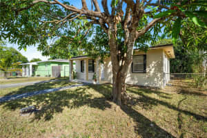 305 NW 7th Ave, Homestead, FL 33030, Sold 01/31/25