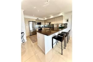 400 Diplomat Pkwy, Hallandale Beach, FL 33009, Sold 09/05/25