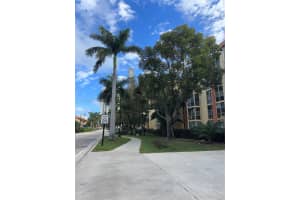 210 172nd St 523, Sunny Isles Beach