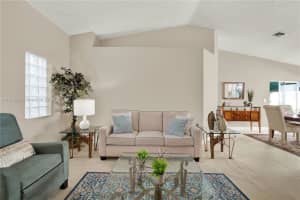 5212 NW 112th Ct, Doral, FL 33178, Sold 03/27/25