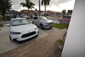 9069 NW 115th St, Hialeah, FL 33018, Sold 02/07/25