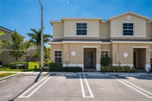 495 Ne 5th Ln, Florida City