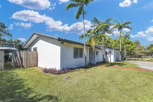 7400 SW 66th Ave, South Miami, FL 33143, Sold 04/07/25