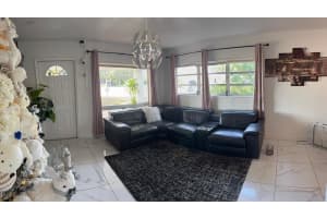 5905 Taft St, Hollywood, FL 33021, Sold 04/04/25