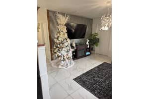 5905 Taft St, Hollywood, FL 33021, Sold 04/04/25
