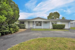 14070 Kendale Lakes Blvd, Miami, FL 33183, Sold 01/31/25