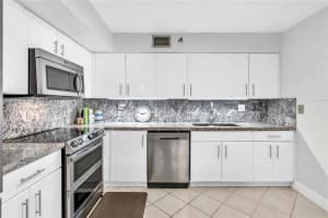 3500 Mystic Pointe Dr, Aventura, FL 33180, Sold 05/19/25
