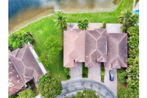 6854 NW 107th Pl, Doral, FL 33178, Sold 03/03/25