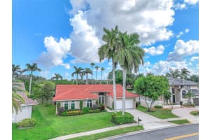 821 Cypress Pointe Dr E, Pembroke Pines, FL 33027, - MLS#A11714137