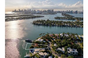 11 E Rivo Alto Dr, Miami Beach