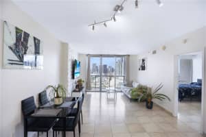 1750 N Bayshore Dr 3210 Miami, FL 33132 - MLS#A11714255