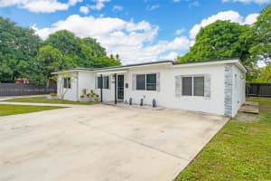 14090 NW 8th Ave, Miami, FL 33168, Sold 03/17/25