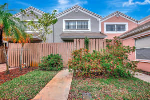 12363 NW 13th Ct, Pembroke Pines, FL 33026, Sold 03/31/25